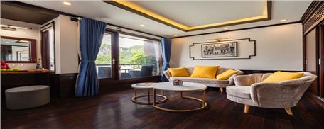 Chương trình 3 ngày 2 đêm khám phá Vịnh Lan Hạ trên Le Journey Elegance